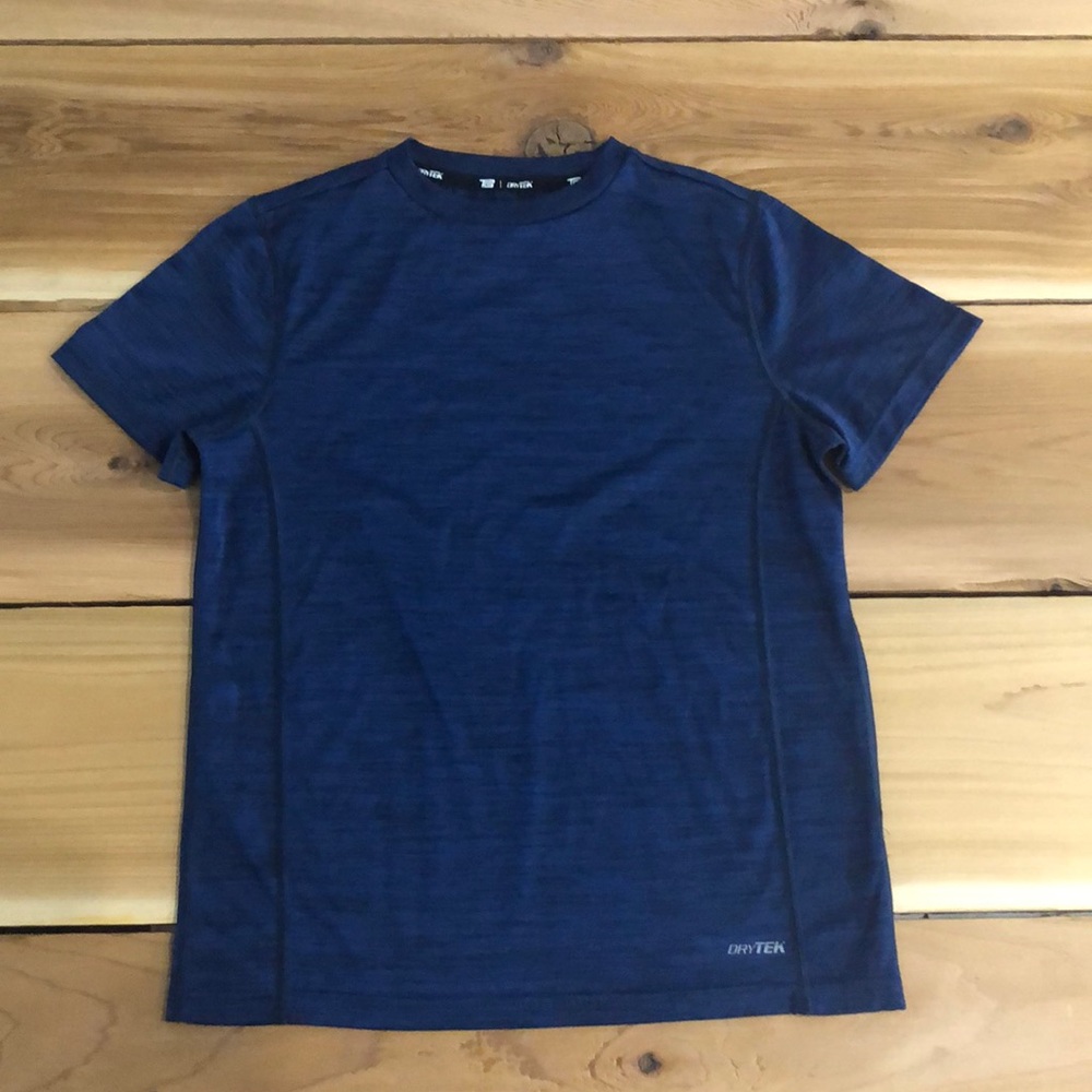 Tek Gear Athletic Top 🎉4 for $20 🎊